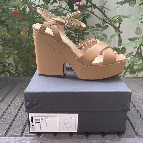 Theory - Platform Wedge Sandal in Leather - Dark Nude Size: 10 - Picture 10 of 16